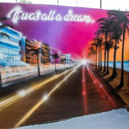 Unique Miami Art Escape W/ Hottub, Arcade & Murals Dış mekan fotoğraf