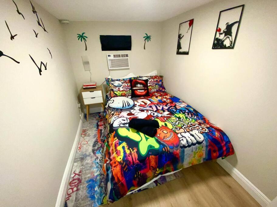 Unique Miami Art Escape W/ Hottub, Arcade & Murals Dış mekan fotoğraf